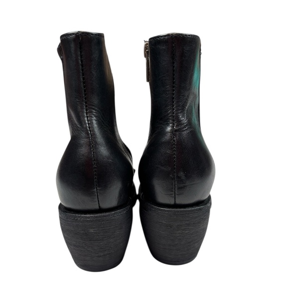 Frye Women's Rosalia Black Leather Ankle Booties Like New - Size 8 B - Picture 3 of 10